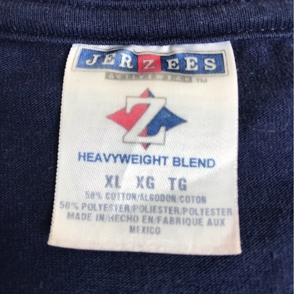 Vintage Jerzees Red Silver Blue Stud Apple Navy Cropped T Shirt Womens Size XL - Picture 8 of 14